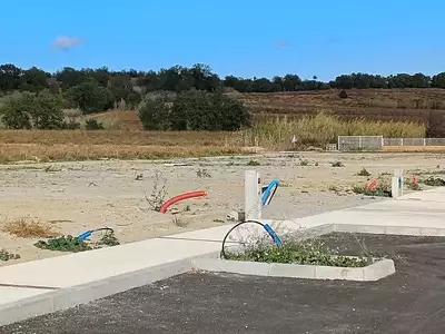 Terrain à bâtir, 350 m²