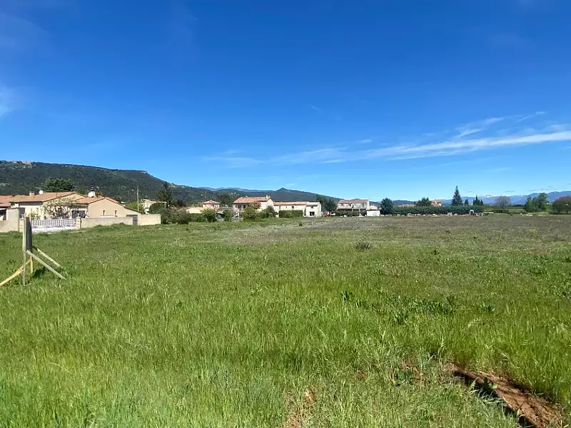 Terrain à bâtir, 992 m² - Les Mées (04190)