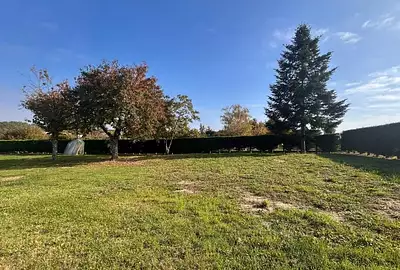 Terrain à bâtir, 815 m²