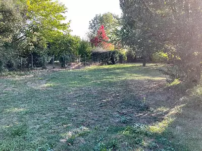 Terrain à bâtir, 625 m²