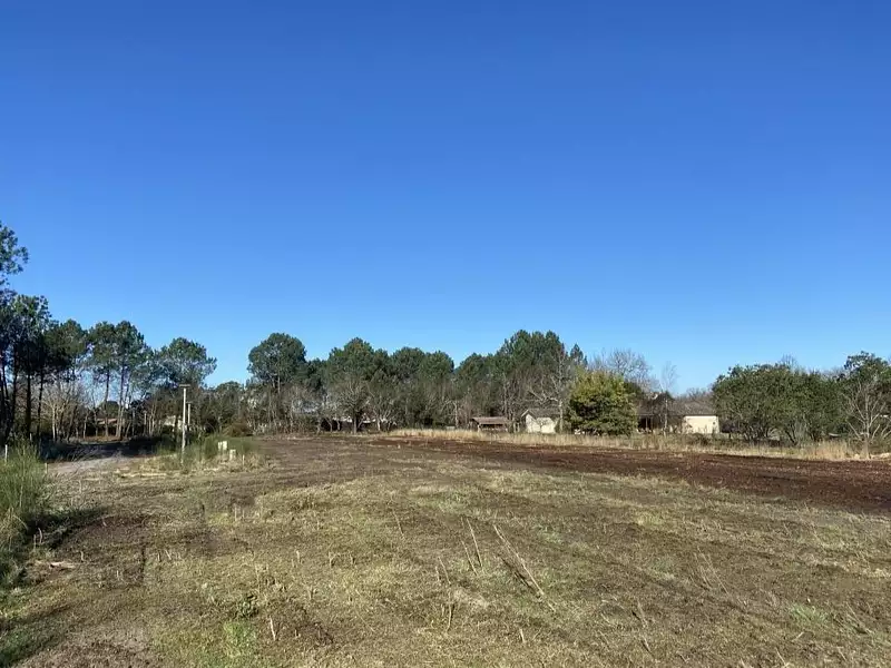 Terrain à bâtir, 518 m² - Saint-Selve (33650)