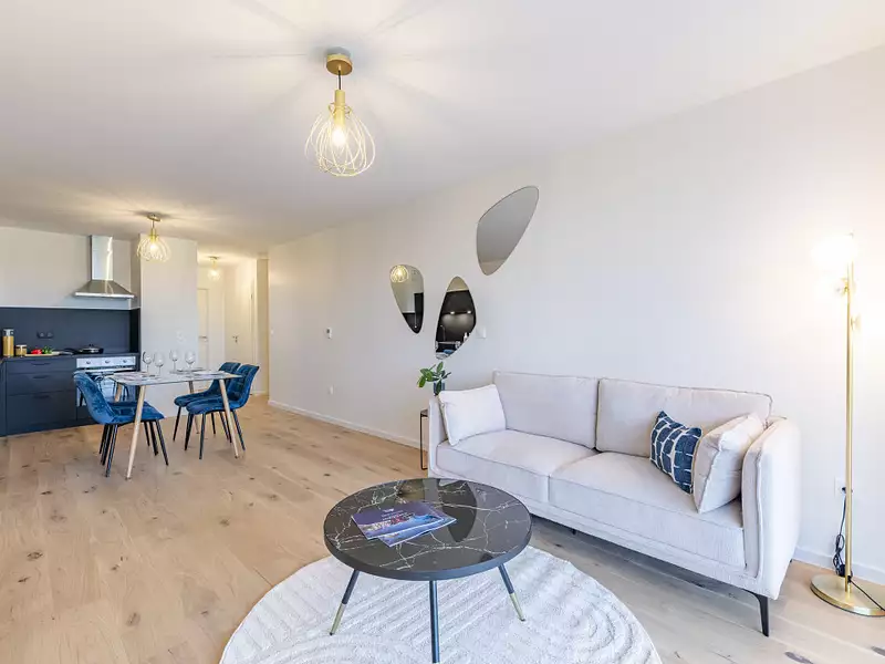 CONFIDENCES - Haguenau (67500)