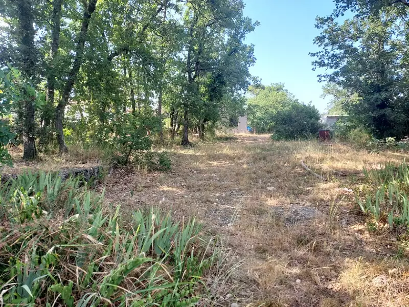 Terrain à bâtir, 1 164 m² - Néoules (83136)
