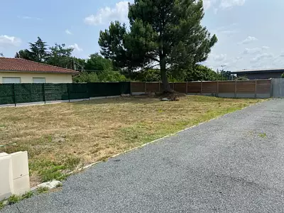 Terrain à bâtir, 412 m²