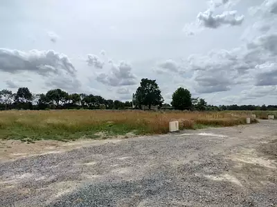 Terrain à bâtir, 452 m²