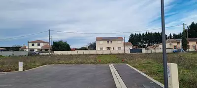 Terrain à bâtir, 781 m²