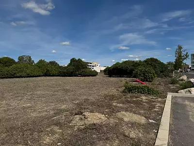 Terrain à bâtir, 352 m²