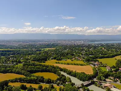 Nouveau à St-Julien-en-Genevois!