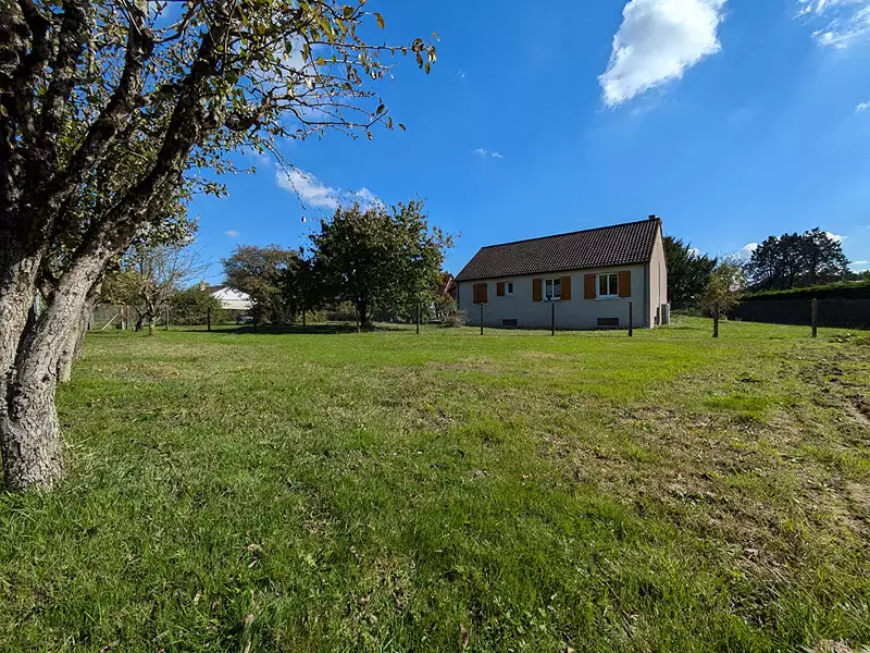 Terrain à bâtir, 1 600 m² - Crucheray (41100)