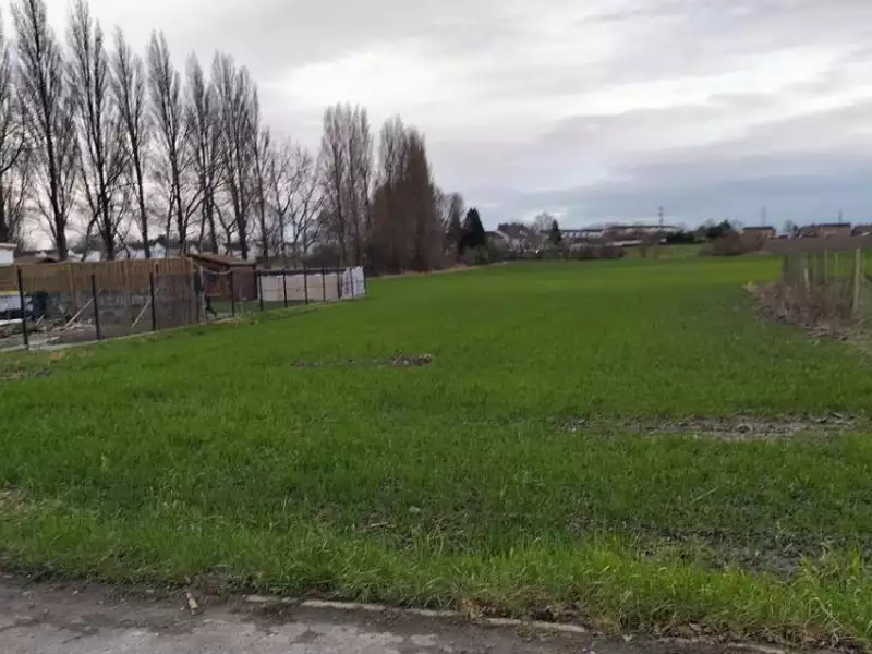 Terrain à bâtir, 430 m² - Roost-Warendin (59286)