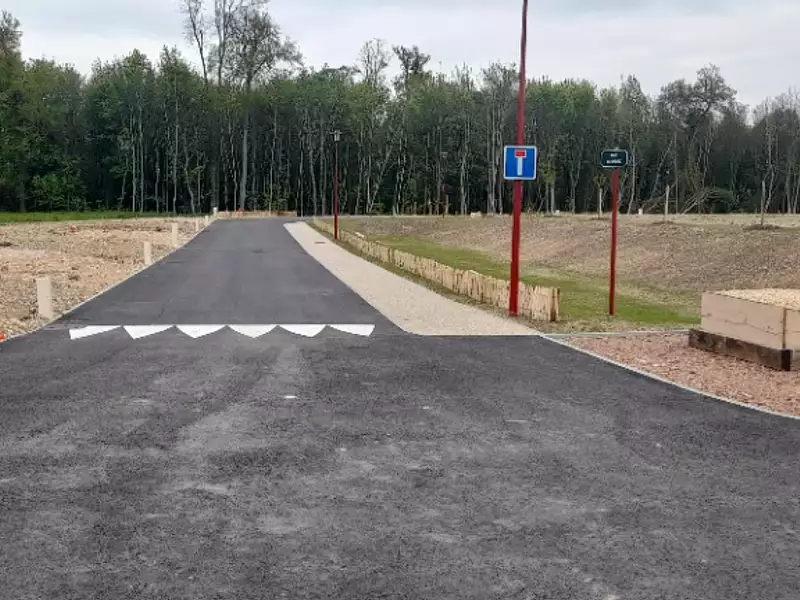 Terrain à bâtir, 1 723 m² - Saint-Etienne-du-Vauvray (27430)