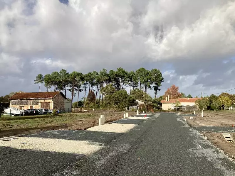 Terrain à bâtir, 653 m² - Le Porge (33680)