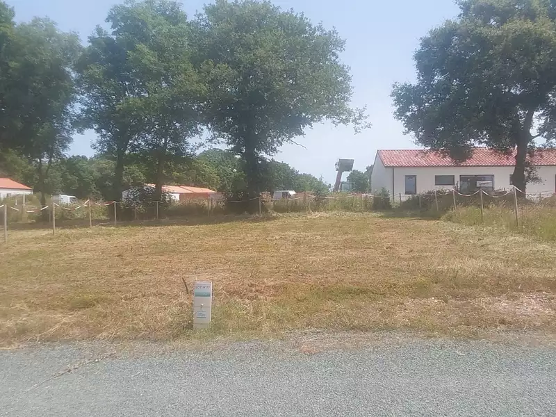 Terrain à bâtir, 470 m² - L'Aiguillon-sur-Vie (85220)