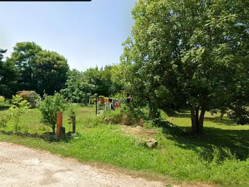 Terrain à bâtir, 420 m² - Cardan (33410)