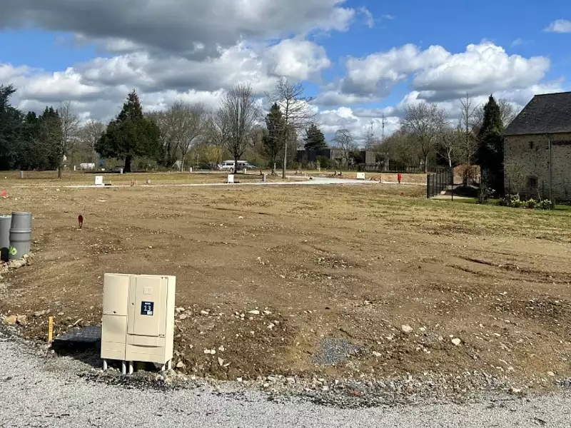 Terrain à bâtir, 772 m² - Pissos (40410)