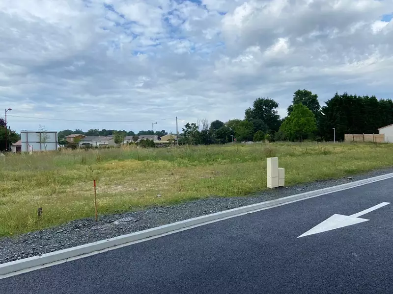 Terrain à bâtir, 600 m² - Cestas (33610)