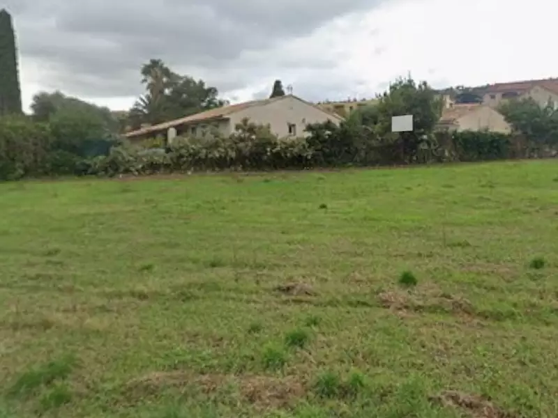 Terrain à bâtir, 394 m² - Bormes-les-Mimosas (83230)