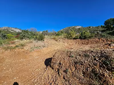 Terrain à bâtir, 329 m²