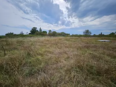 Terrain à bâtir, 452 m²