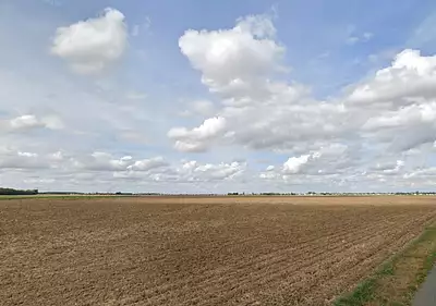 Terrain à bâtir, 407 m²