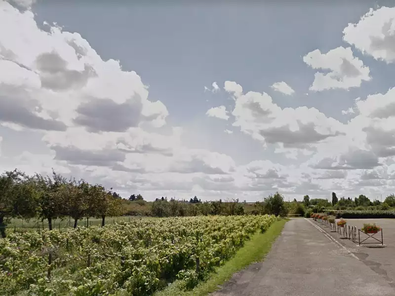 Terrain à bâtir, 400 m² - Semoy (45400)