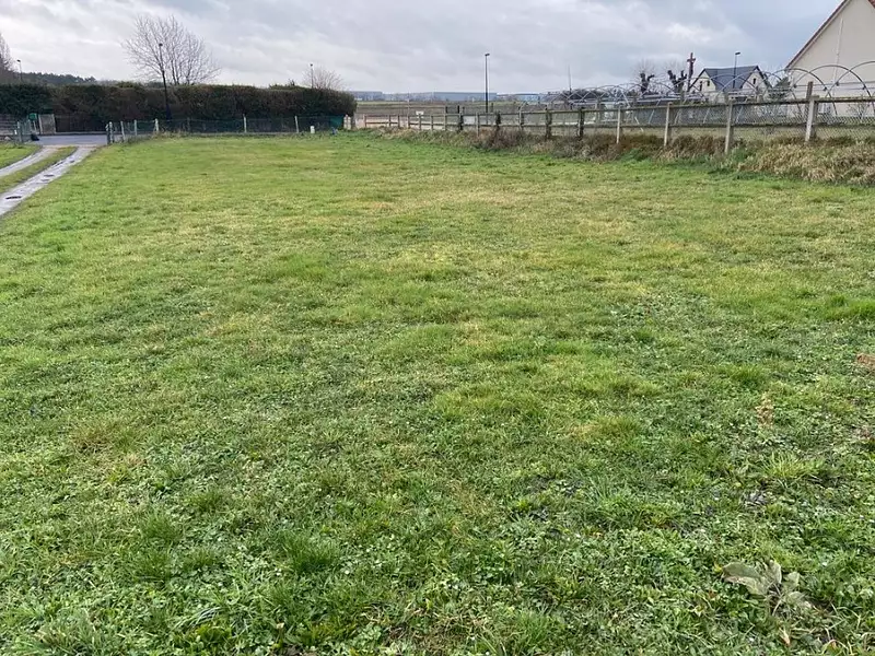 Terrain à bâtir, 1 055 m² - Saint-Pierre-lès-Elbeuf (76320)