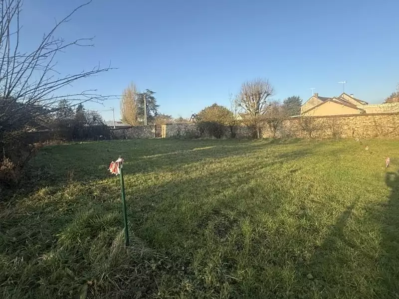 Terrain à bâtir, 728 m² - La Heunière (27950)