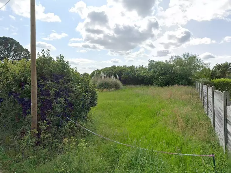 Terrain à bâtir, 735 m² - Landévant (56690)