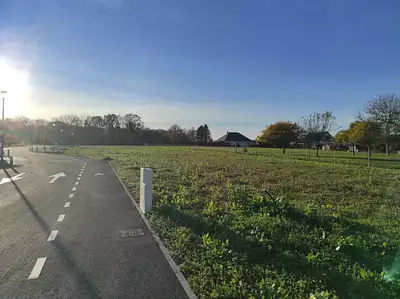 Terrain à bâtir, 549 m²