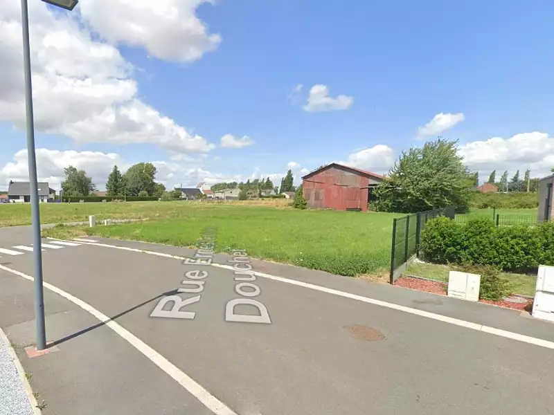 Terrain à bâtir, 717 m² - Vitry-en-Artois (62490)