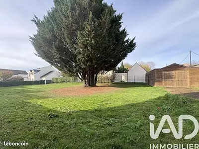 Terrain à bâtir, 826 m²