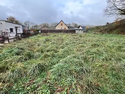 Terrain à bâtir, 817 m²