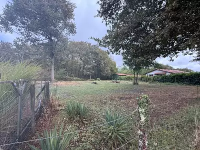 Terrain à bâtir, 710 m²