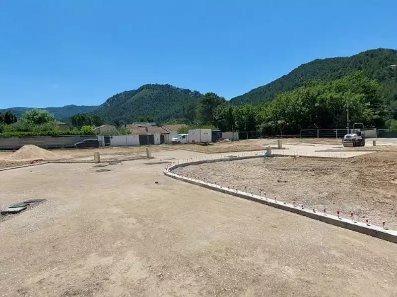 Maison neuve, 100 m² - Auriol (13390)