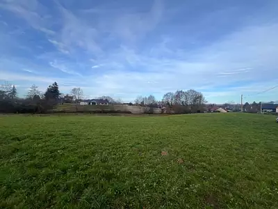 Terrain à bâtir, 1 800 m²