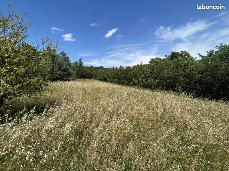 Terrain à bâtir, 420 m² - Clermont-l'Hérault (34800)