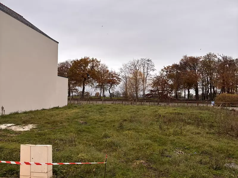 Terrain à bâtir, 513 m² - Ecouflant (49000)