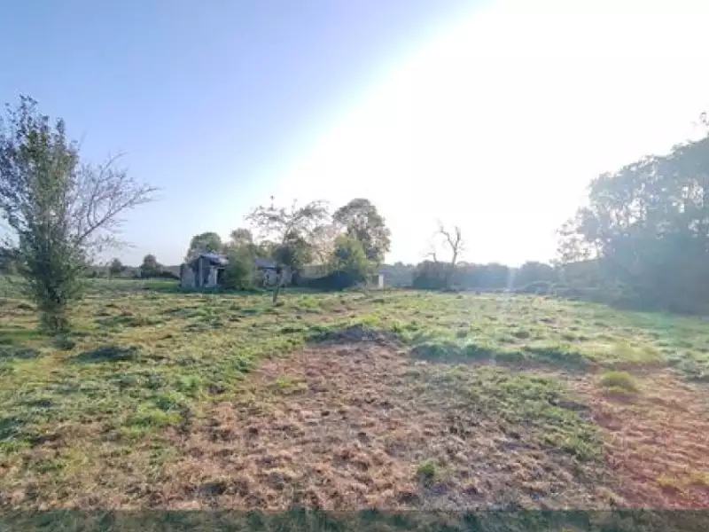 Terrain à bâtir, 1 257 m² - Orbec (14290)