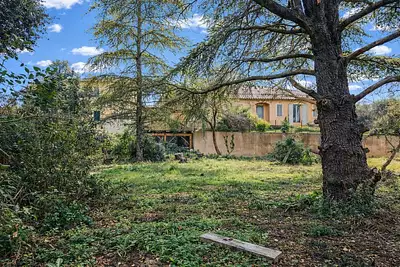 Terrain à bâtir, 700 m²