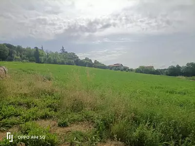 Terrain à bâtir, 748 m²