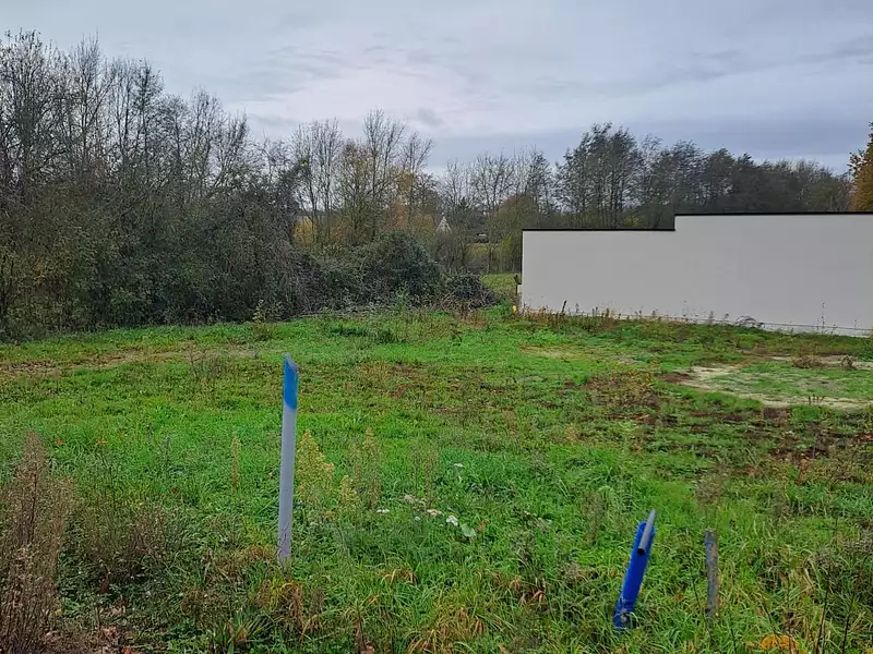 Terrain à bâtir, 338 m² - Vern-d'Anjou (49220)