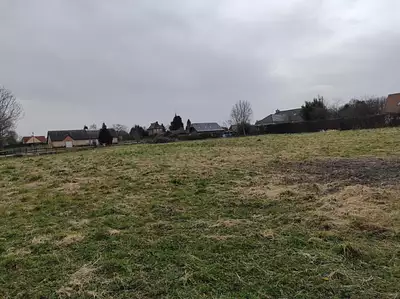 Terrain à bâtir, 1 450 m²