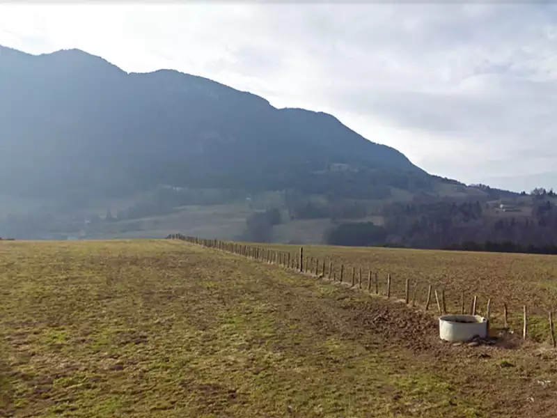 Terrain à bâtir, 305 m² - Fillière (74570)