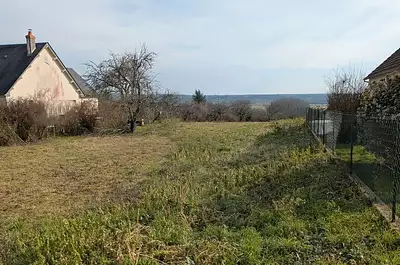 Terrain à bâtir, 1 500 m²