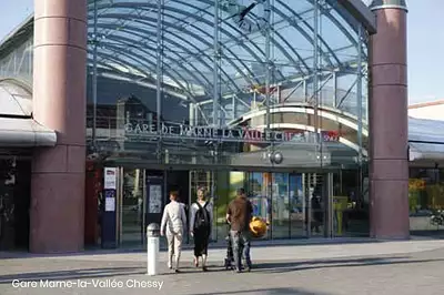 Les Allées des Trois Ormes Chapitre 1