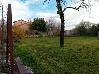 Terrain à bâtir, 840 m²