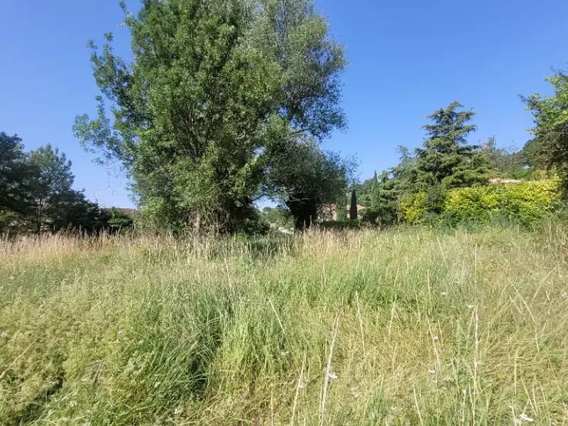 Terrain à bâtir, 905 m² - Aouste-sur-Sye (26400)