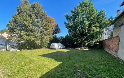 Terrain à bâtir, 217 m²