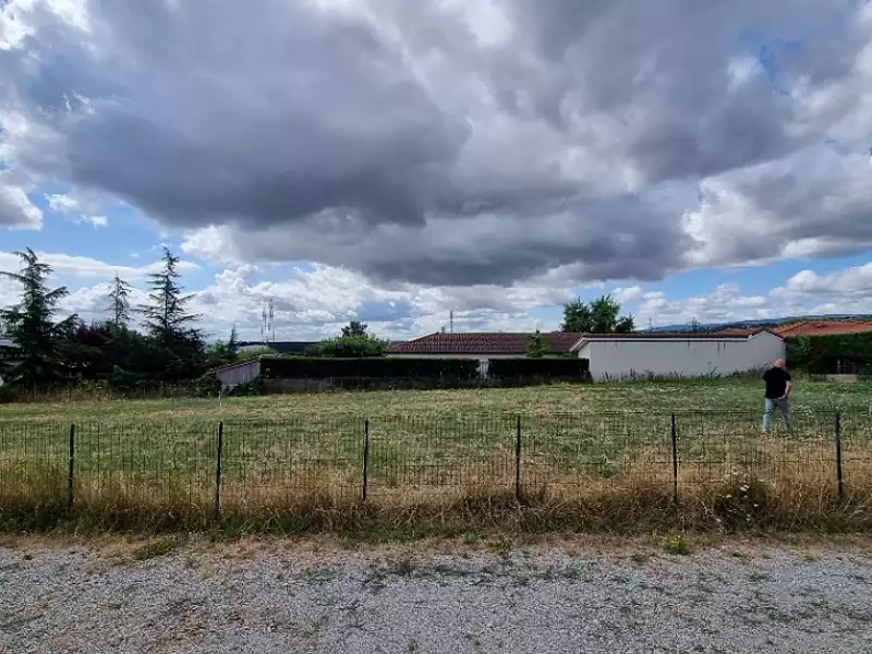 Terrain à bâtir, 392 m² - Montbrison (42600)