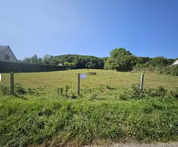 Terrain à bâtir, 1 825 m²